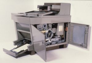 Xerox 914 Cribsa Barcelona Historia Document services 300x206 Xerox, la primera fotocopiadora de la historia
